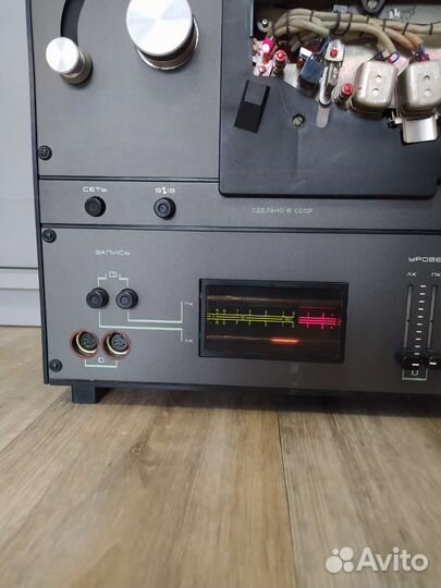 Катушечный магнитофон Электроника 004