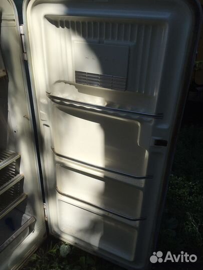Холодильник ЗИЛ