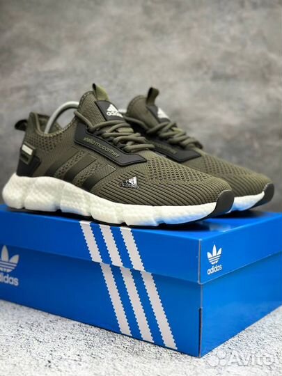 Кроссовки adidas