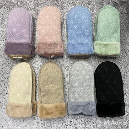 Варежки Louis Vuitton новые