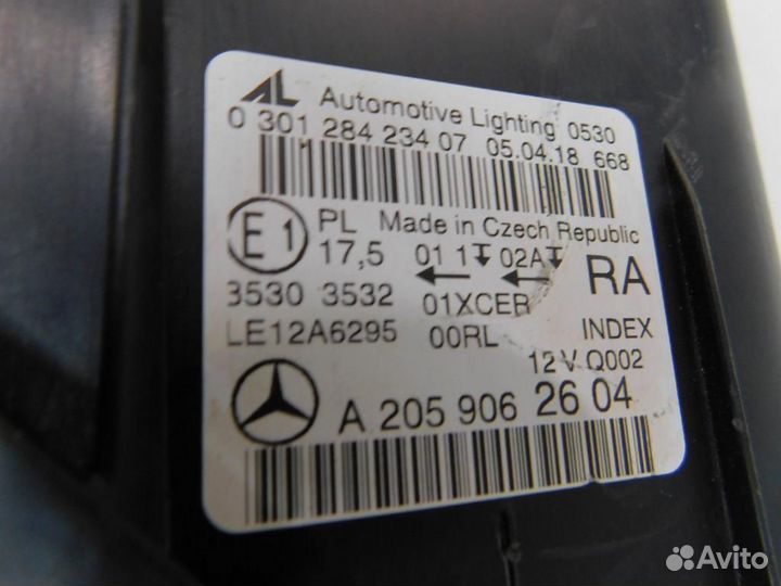 Фара правая Mercedes-Benz C-Class