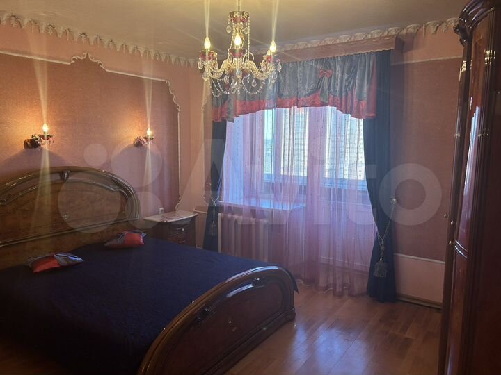 2-к. квартира, 100 м², 11/11 эт.