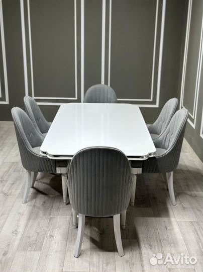 Стол, стулья набор.Оплата при получении