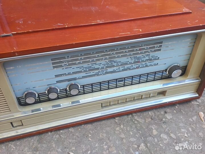 Радиола кантата 203