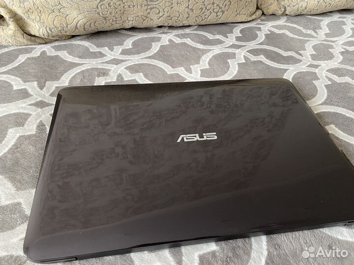 Asus x556uq