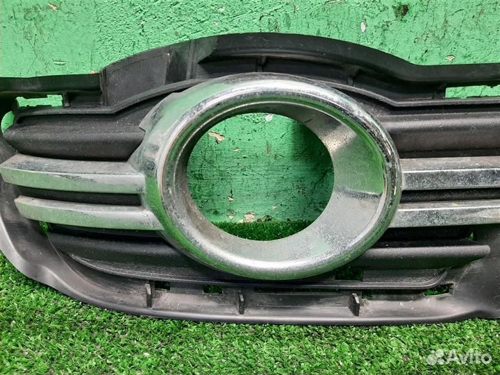 Рамка птф левая Mercedes Benz C-Class W204 2008