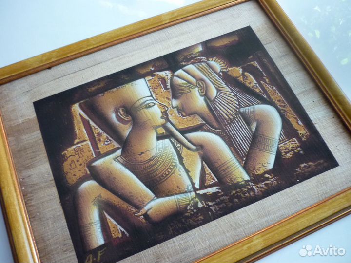 Картина на папирусе в багете