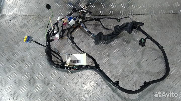 Б/У Б/У Проводка двери Передней правой двери. 1