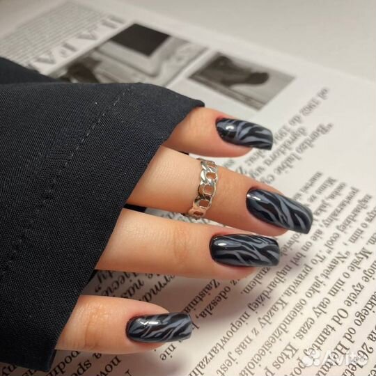 Маникюр, наращивание ногтей