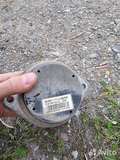 7L8199131A Опора двигателя Touareg 3.0 tdi