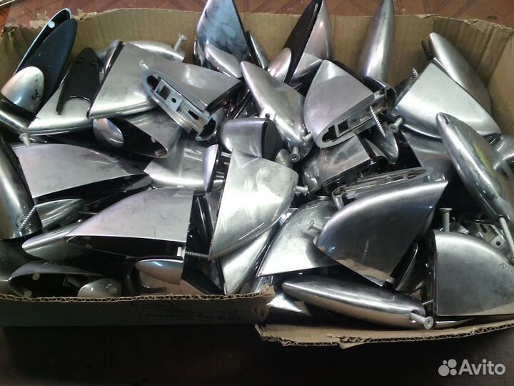 Полкодержатель Пеликан