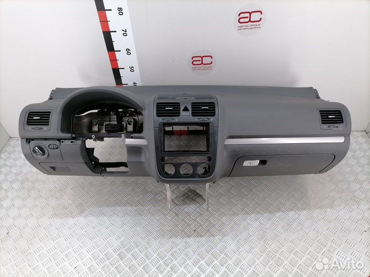 Торпедо (панель передняя) для Volkswagen Golf 5