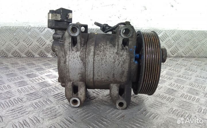 Компрессор системы кондиционирования Nissan Pathfi