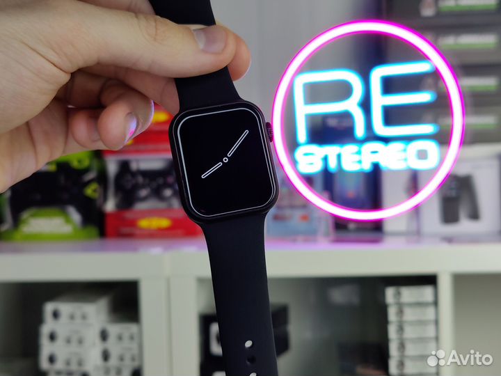 Часы Apple Watch 8 SE
