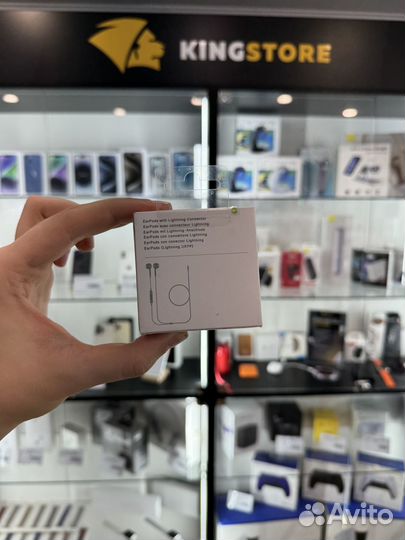 Наушники Apple EarPods lightning