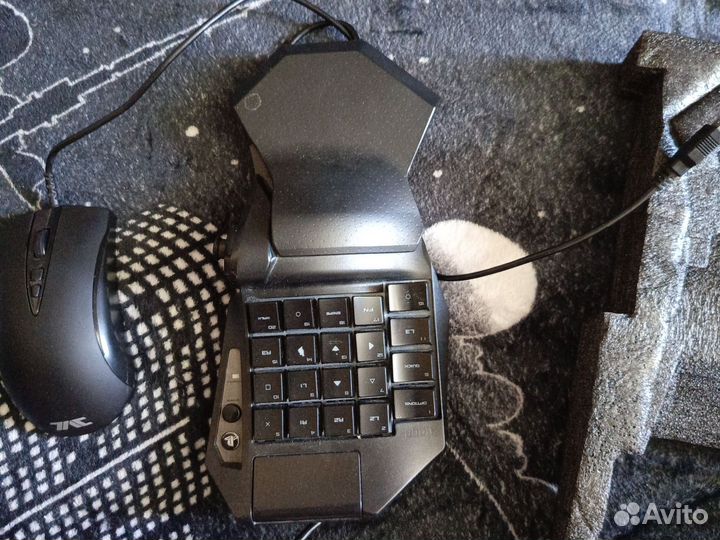 Игровая мышь И кейпад hori T.A.C protype M2