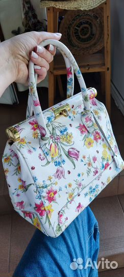 Сумка белая кожаная Италия