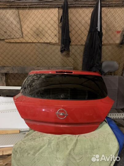 Крышка багажника Opel Astra H купе