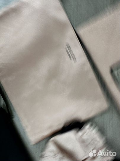 Оригиналы. Новые косметички Gucci