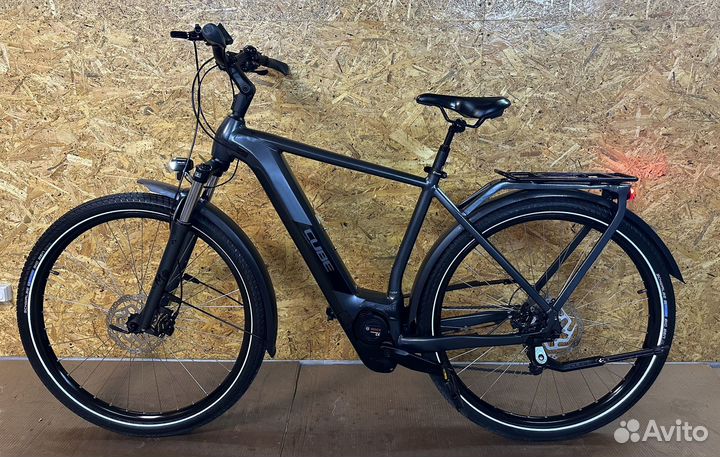Сube Kathmandu One hybrid