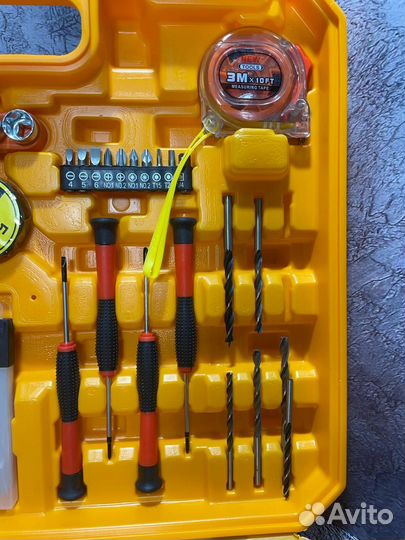 Шуруповёрт Dewalt 18v бесщёточный в наборе