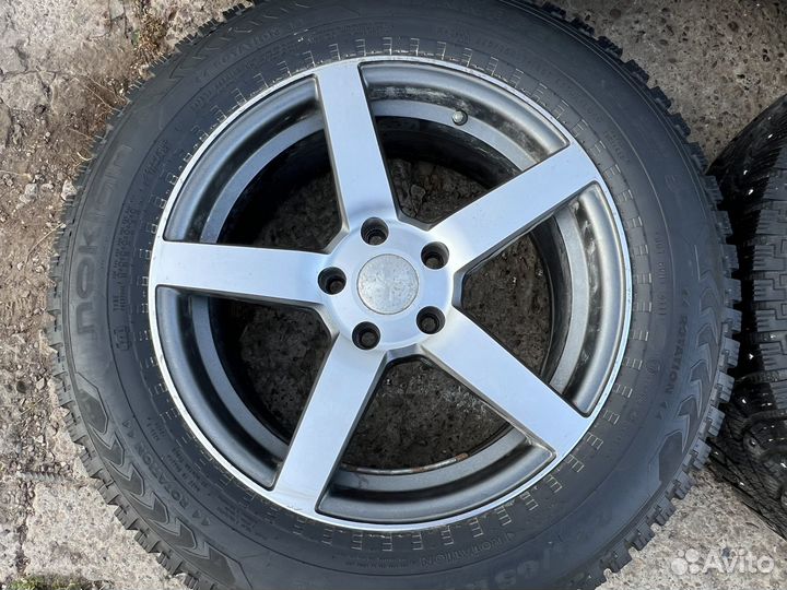 Зимние колеса r17 5x114.3 225/65