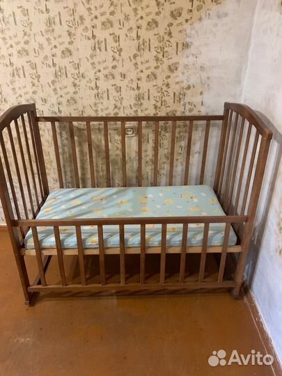 Детская кроватка