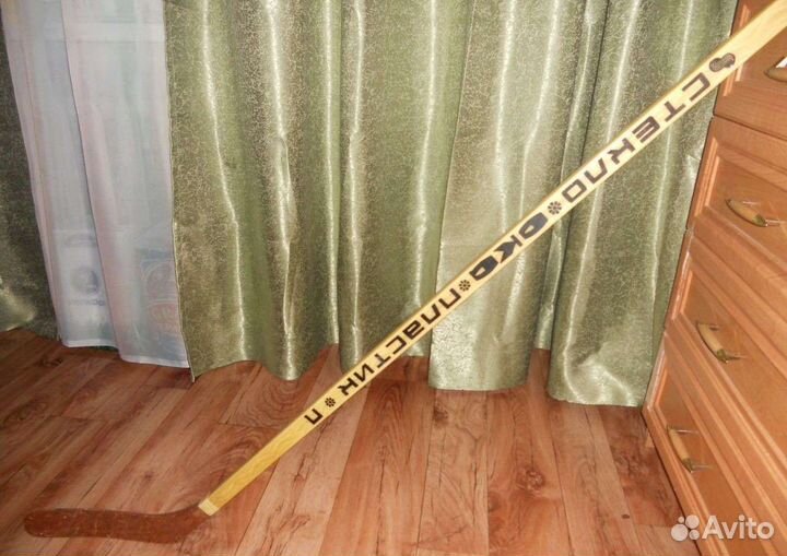 Клюшка хоккейная