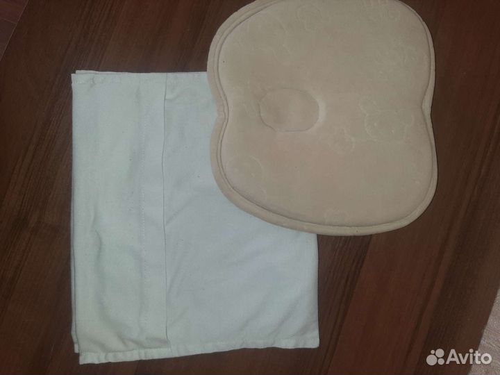 Подушка с эффектом памяти ортопедическая