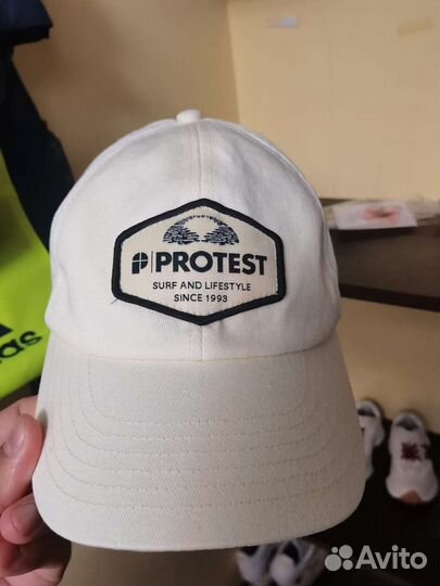 Бейсболка Protest