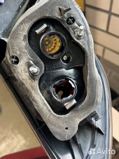 Фара задняя правая внешняя Mazda 3 bk