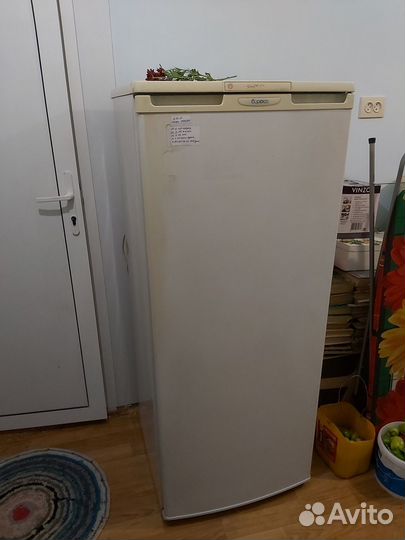 Холодильник бирюса 6С-1