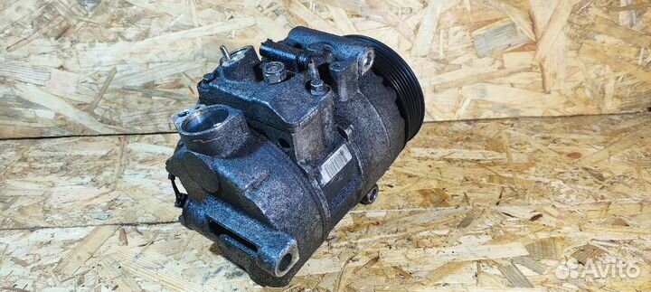 Компрессор кондиционера Mercedes-Benz E-Class W212
