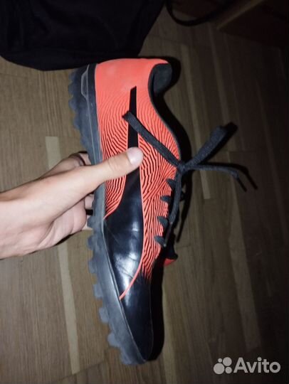 Футбольные сороконожки Puma