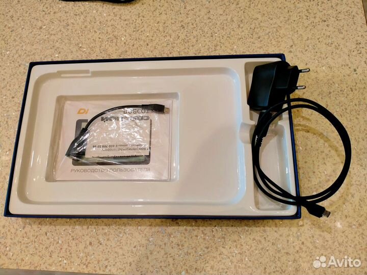 Планшет Digma Plane 10.5 3G