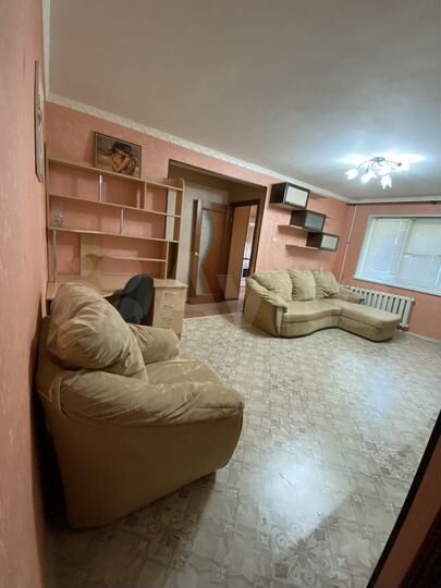 2-к. квартира, 43 м², 1/5 эт.