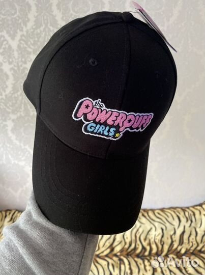 Бейсболки и Панамы новые