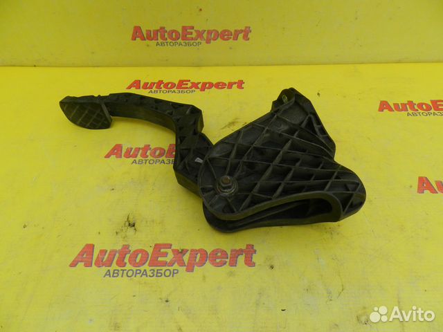 Педаль сцепления Volkswagen Passat B6