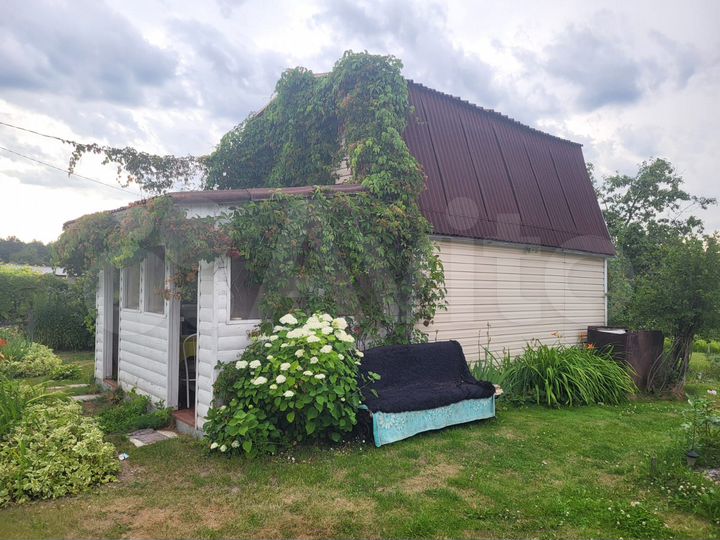 Дача 30 м² на участке 5 сот.