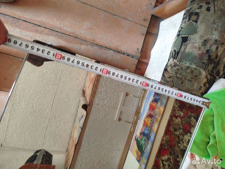 Стол стеклянный под тв
