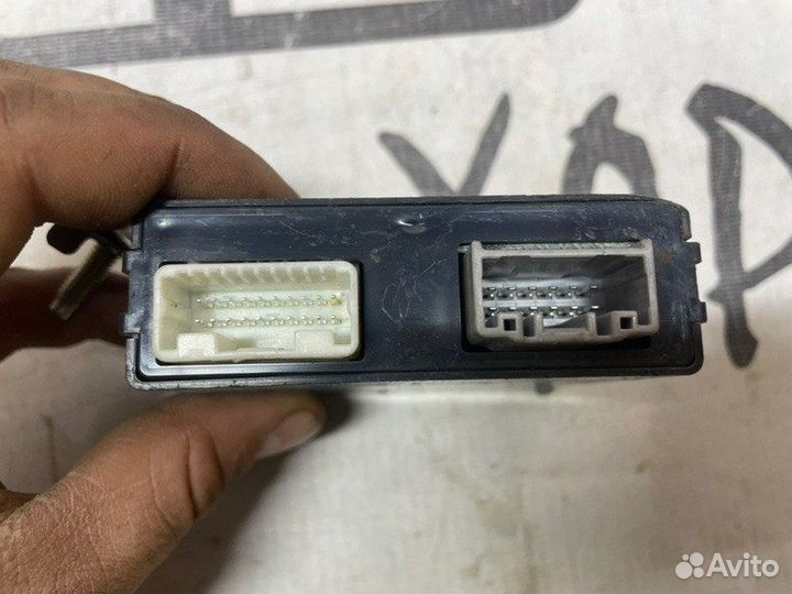 Блок управления парктроником Lexus Rx450Hl