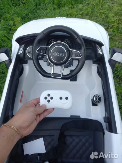 Детский электромобиль бу