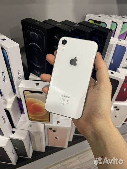 iPhone Xr, 64 ГБ