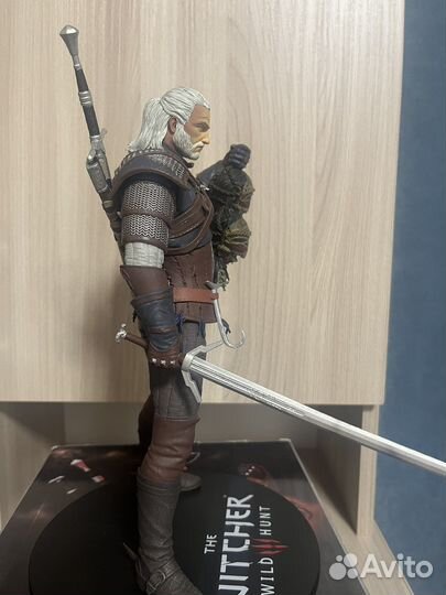Witcher геральт фигурка
