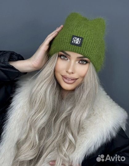 Шапка женская из ангоры с ушками Miu Miu