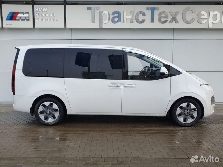 Hyundai Staria 2.2 AT, 2021, 69 393 км