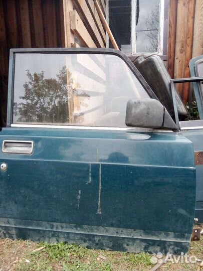 Дверь задняя левая ваз 2104