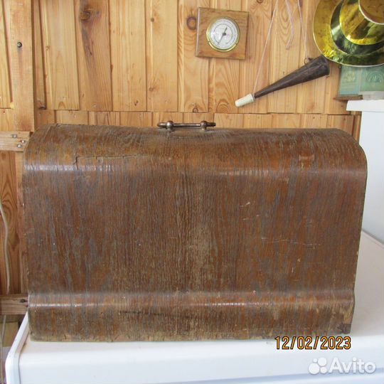 Крышка для швейной машинки Mundlos