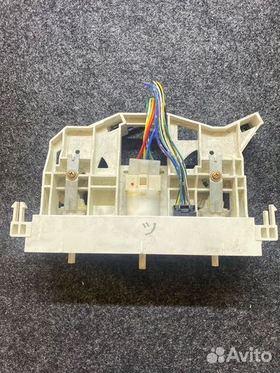 Блок управления климат-контролем (печкой )