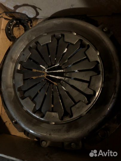 Продам сцепление 2110